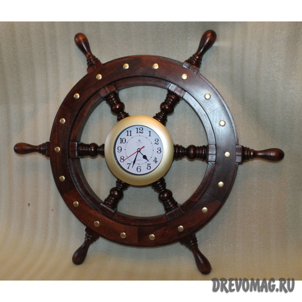 Штурвал с часами