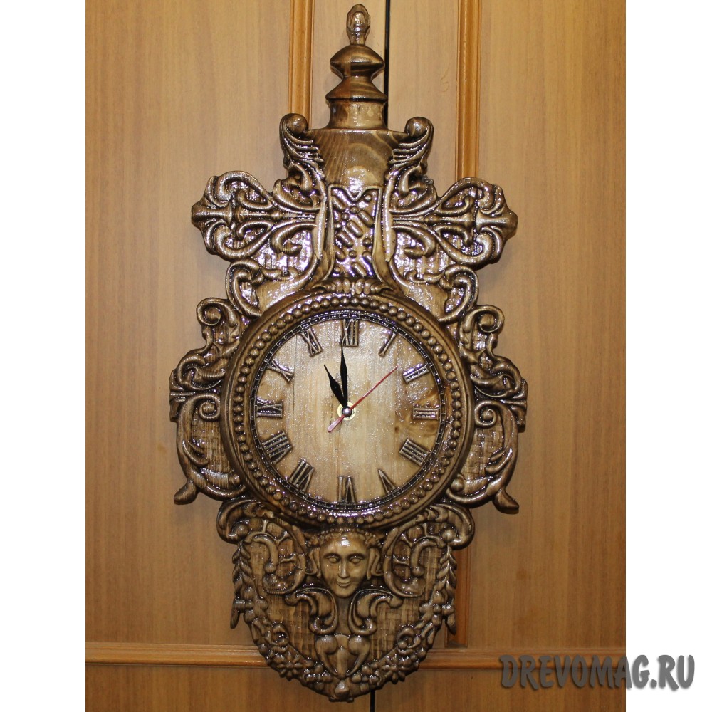 Резные настенные часы