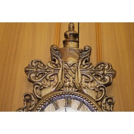 Резные настенные часы