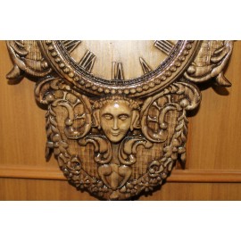 Резные настенные часы