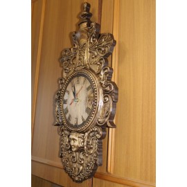 Резные настенные часы