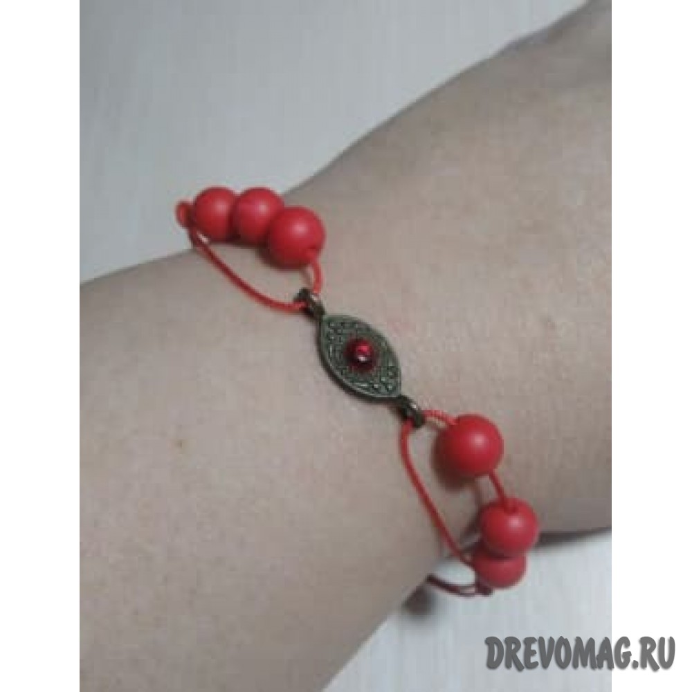 Амулет-оберег "Ягодка"