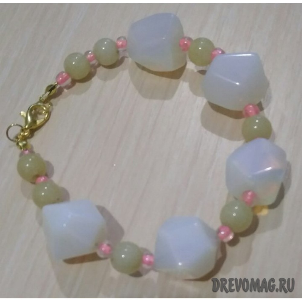 "Лунный камень" оберег-талисман "Лунный камень" оберег-талисман