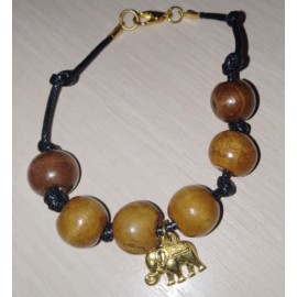 Оберег браслет защитный "Денежный слоник с тёмной ниткой"