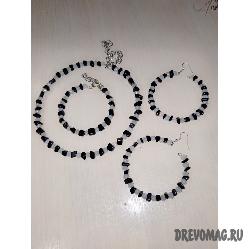 Чёрный агат комплект ожерелье, браслет на руку и серьги. 
